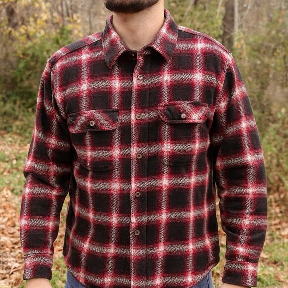 Field & Stream 1871 Men’s Flannel Shirt Medium M Red Black Plaid Blanket Flannel - Picture 1 of 10